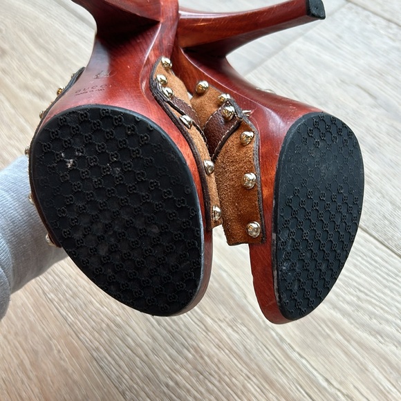 Brown suede, Gucci Horsebit slide clogs, Size 35 - Picture 4 of 14